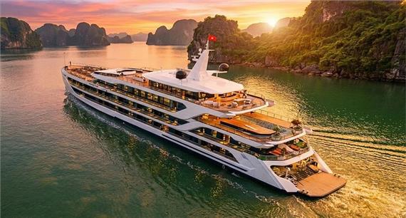 Du thuyền Azura Lan Hạ